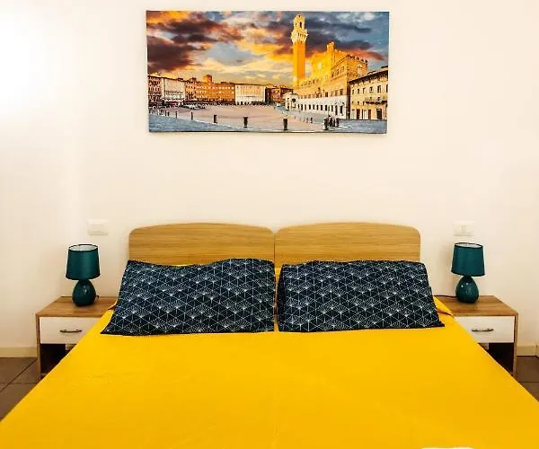 Casa R&r *10' A Piedi Da Piazza Del Campo*! شقة